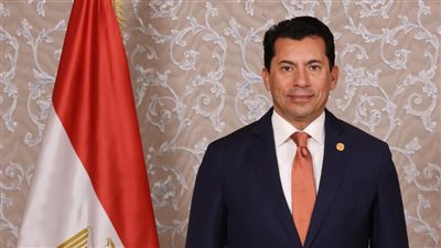 وزير الرياضة يهنئ النادي الأهلي ببرونزية كأس العالم للأندية