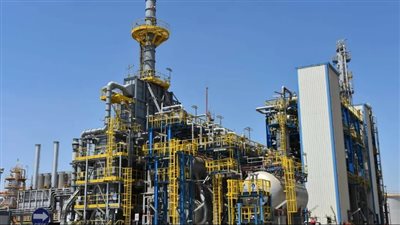 «دراجون أويل» الإماراتية تعلن بدء إنتاج الزيت الخام من حقل الوصل بخليج السويس