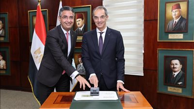 وزير الاتصالات يشهد إطلاق خدمتي «بريدى» و«وصلها اكسبريس»