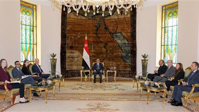 الرئيس السيسى يطالب ببدء مسار جاد للتسوية العادلة للقضية الفلسطينية