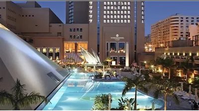 عروض خليجية وأوروبية للشراكة في إعادة تشييد فندق كونتيننتال التاريخي