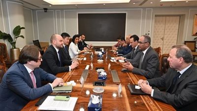 مسئولو وزارة الإسكان يبحثون مجالات التعاون المشترك مع بنك التنمية الجديد