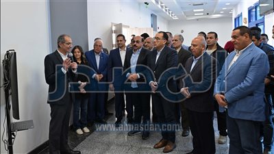رئيس الوزراء يتفقد مركز إبداع مصر الرقمية «كريتيفا» بأسوان