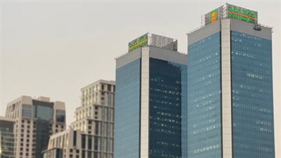 البنك الأهلي المصري يطلق بطاقة فيزا بلاتينم للخصم المباشر بالدولار  