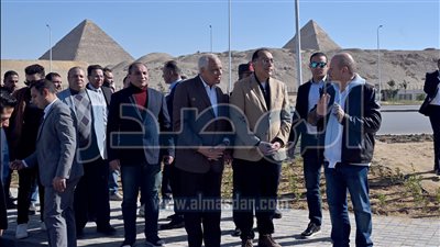 رئيس الوزراء يتفقد مشروعات تطوير المنطقة المحيطة بالمتحف المصري الكبير 