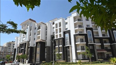  وزير الإسكان يُتابع موقف تنفيذ المشروعات بالحي السكني الثالث R3 بالعاصمة الإدارية