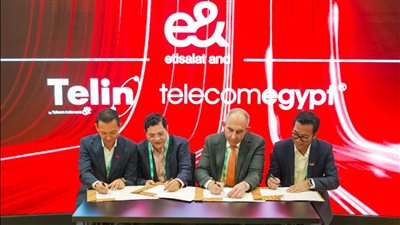 المصرية للاتصالات تشارك في تحالف دولي لإنشاء مشروع الكابل البحري ICE IV 