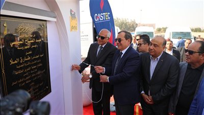 وزير البترول يفتتح محطات جديدة لتموين السيارات بالبنزين والغاز في الجيزة