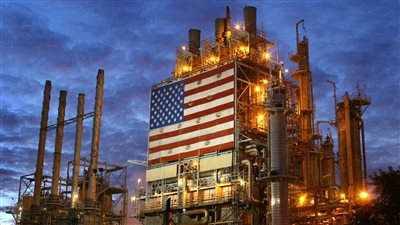 ارتفاع مخزونات النفط الخام وانخفاض البنزين ونواتج التقطير في أمريكا