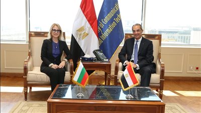 وزير الاتصالات يبحث التعاون بين مصر وبلغاريا بمجالات التحول الرقمى ودعم الإبتكار 