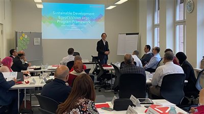 اختتام فعاليات الدورة الخامسة لبرنامج «الحوكمة والتحول الرقمي» في كلية هيرتي ببرلين