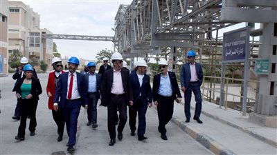 افتتاح خط إنتاج جديد بشركة جلاكسي للكيماويات بعتاقة