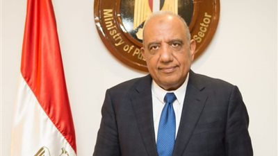 وزير قطاع الأعمال: نعمل على استغلال الخامات وتعظيم عوائدها من خلال الصناعات التحويلية