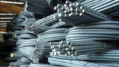 شعبة المستوردين: 14 ألف جنيه تراجعًا في أسعار الحديد 