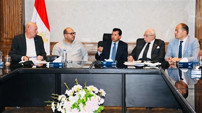 وزير الرياضة يناقش استعدادات مشاركة مصر فى دورتى الألعاب الإفريقية والأوليمبية