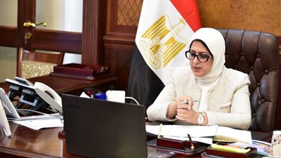 وزيرة الصحة: وضع دليل استرشادى بضوابط استقبال السائحين فى الفنادق