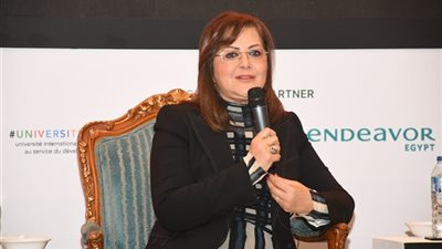 وزيرة التخطيط: 5,8 مليون عامل فى قطاع المشروعات المتوسطة والصغيرة