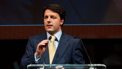 الرئيس الإيطالي يقبل إستقالة رئيس الوزراء ماتيو رينزي