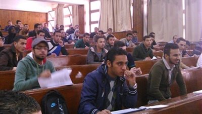 الصحة: ٣٤  حالة إصابه  ولا وفيات فى لجان إمتحان الثانوية العامة اليوم 