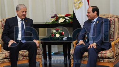 رئيس الوزراء الجزائرى يطلب من محلب تسهيل دخول السياح الجزائريين إلى مصر