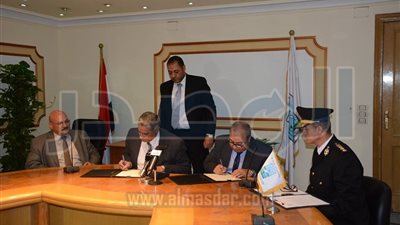 توقيع تعاون بين وزارتي البيئة والداخلية لتطوير الرقابة على الملاحة النهرية