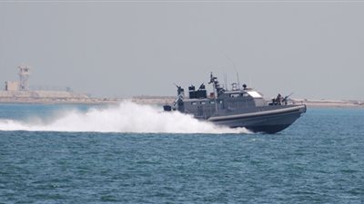 زورق حربي إسرائيلي يخترق المياه الإقليمية اللبنانية