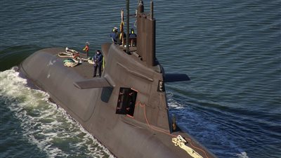 مصر تتسلم الغواصة الألمانية 