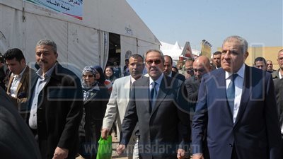 بالصور.. رئيس 