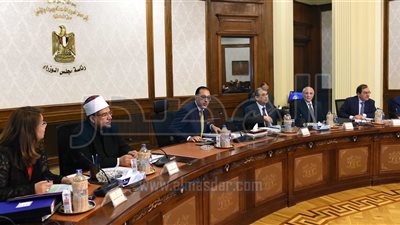 الحكومة توافق على قرار اللجنة الهندسية الوزارية بشأن الإسناد المباشر للشركات