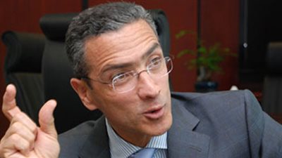 قرار بتشكيل الجانب المصري في مجلس الأعمال المصري الإماراتى برئاسة جمال السادات