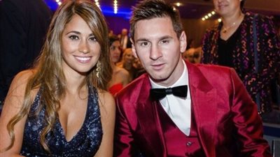 أخيرا وبعد إنجاب طفلين.. ميسي وصديقته انتونيلا يعقدان قرانهما