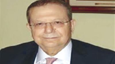 توقعات بوصول سعر صرف الدولار إلى 17,5 جنيه نهاية 2020