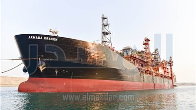 أكبر سفينة تكرير بترول تعبر قناة السويس برسوم 4,547 ميلون دولار (صور)