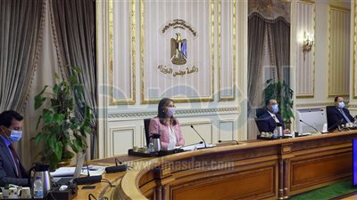 «مدبولى» يُتابع استعدادات تنظيم مصر لبطولة كأس العالم لكرة اليد 2021