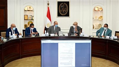 وزير الإسكان ومحافظ القاهرة يتابعان مشروع تطوير «منطقة مثلث ماسبيرو»