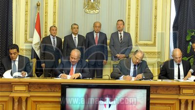 رئيس الوزراء يشهد توقيع عدد من الإتفاقيات لتحقيق التنمية المستدامة