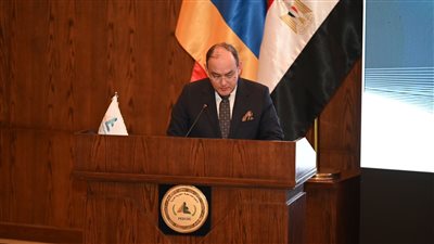 وزير الصناعة: ندعم تعزيز التجارة وتنمية الأعمال والاستثمار بين مصر وأرمينيا