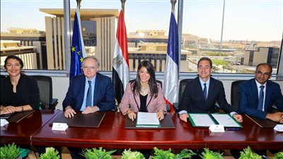 توقيع اتفاق تمويل استكمال محطة معالجة مياه الجبل الأصفر بـ61.5 مليون يورو