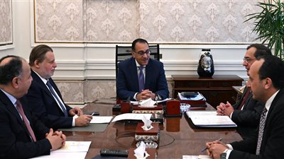 الحكومة تبدأ سداد مستحقات الشركاء الأجانب في المشروعات البترولية