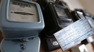 «كهرباء مصر» تسعى لتحصيل 800 مليون جنيه شهرياً من مستحقاتها المتأخرة