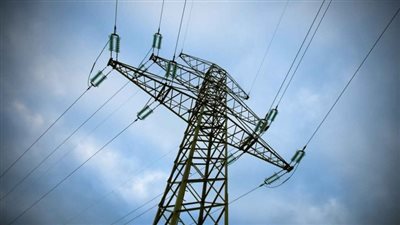 مصر تسعى لمنحة بقيمة ملياري يورو للربط الكهربائي مع اليونان وإيطاليا