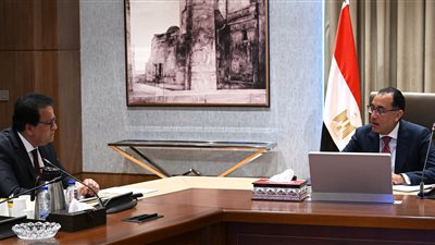 رئيس الوزراء يوجه بالإسراع في إدخال محافظات جديدة لمنظومة التأمين الصحي الشامل 