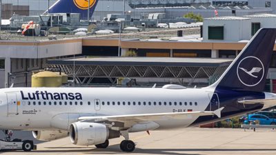 «لوفتهانزا» تتكبد 902 مليون دولار خسائر في الربع الأول من 2024