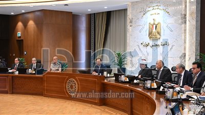 رئيس الوزراء يتابع موقف تدقيق أعداد اللاجئين فى مصر