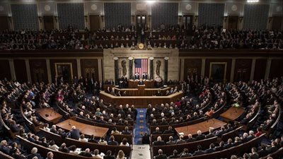 مجلس الشيوخ الأمريكي يتوصل لاتفاق بشأن تجديد العمل بقانون المراقبة والتجسس