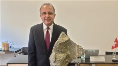 مصر تستعيد من سويسرا جزء مقتطع من تمثال للملك رمسيس الثاني 