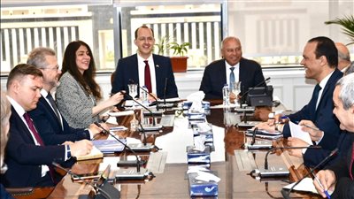 «الوزير» يبحث زيادة التعاون المشترك بين مصر و ليتوانيا بقطاعات النقل المختلفة 