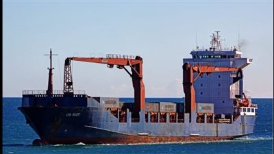 تداول 21 الف طن بضائع و633 شاحنة بموانئ البحر الأحمر 