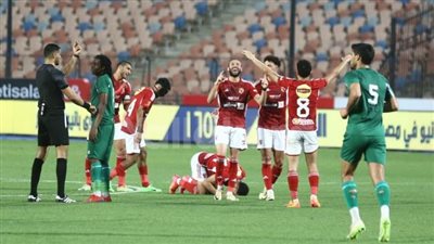 الأهلي يكتسح الاتحاد السكندري في الدوري المصري