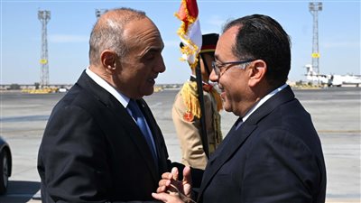 رئيس الوزراء يستقبل نظيره الأردني بمطار القاهرة لترؤس أعمال اللجنة العليا المشتركة